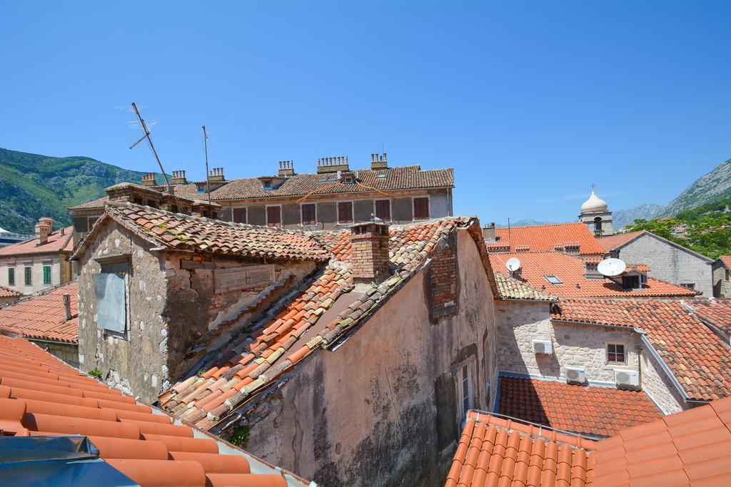 Tajami Apartments Kotor Luaran gambar