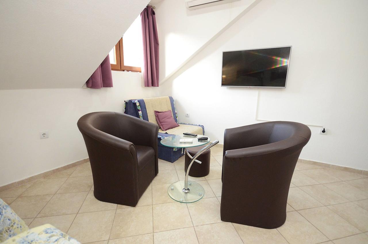 Tajami Apartments Kotor Luaran gambar