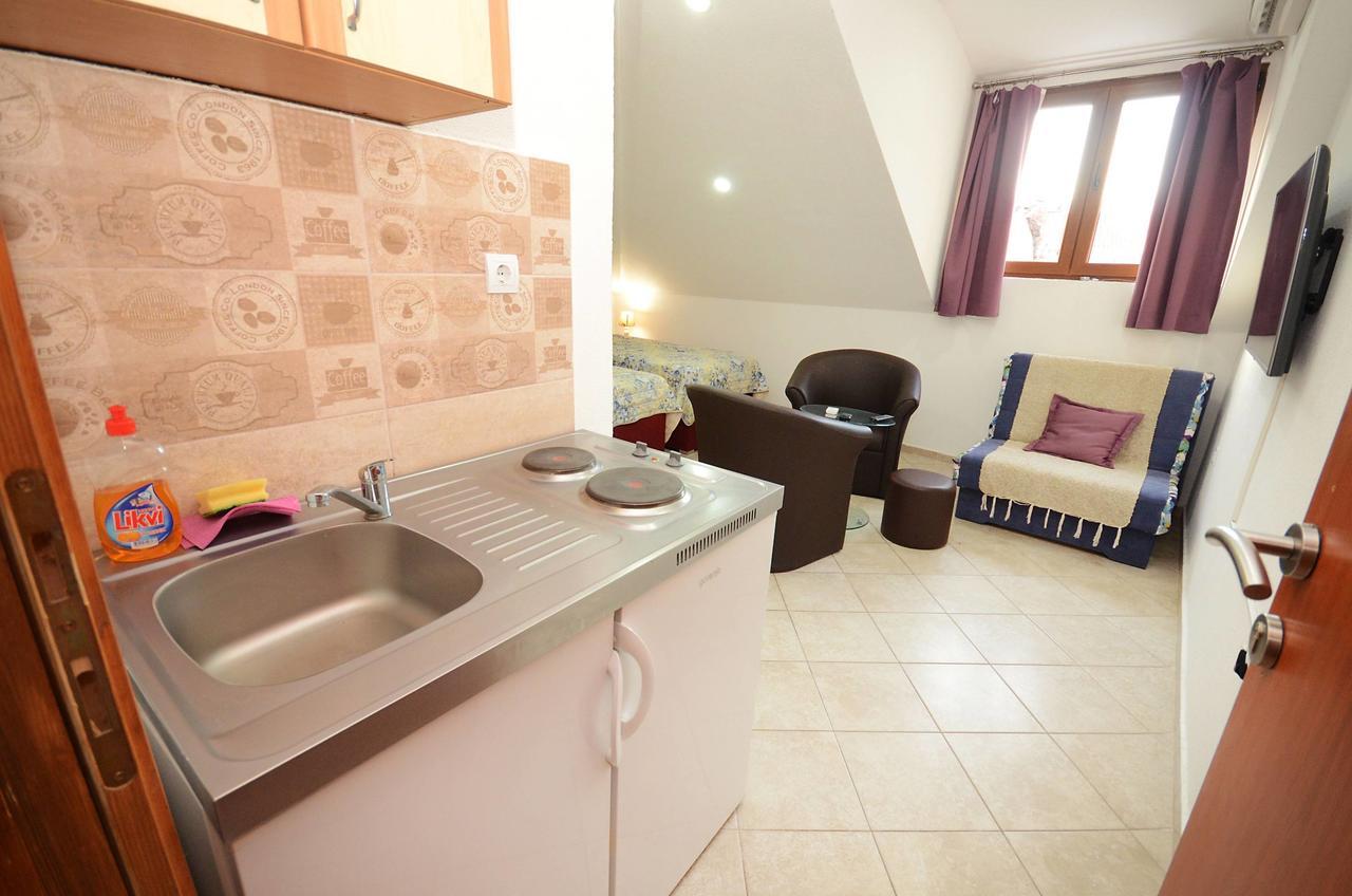 Tajami Apartments Kotor Luaran gambar