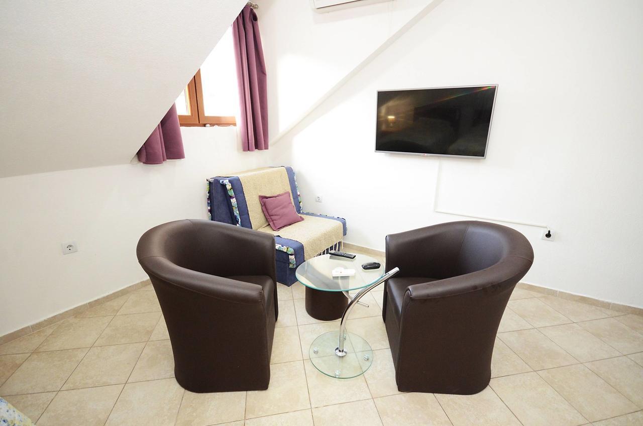 Tajami Apartments Kotor Luaran gambar